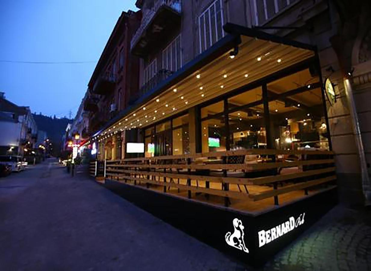 Luxury Inn Tbilisi Exterior photo