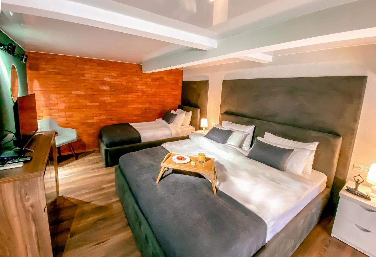 Luxury Inn Tbilisi Room photo